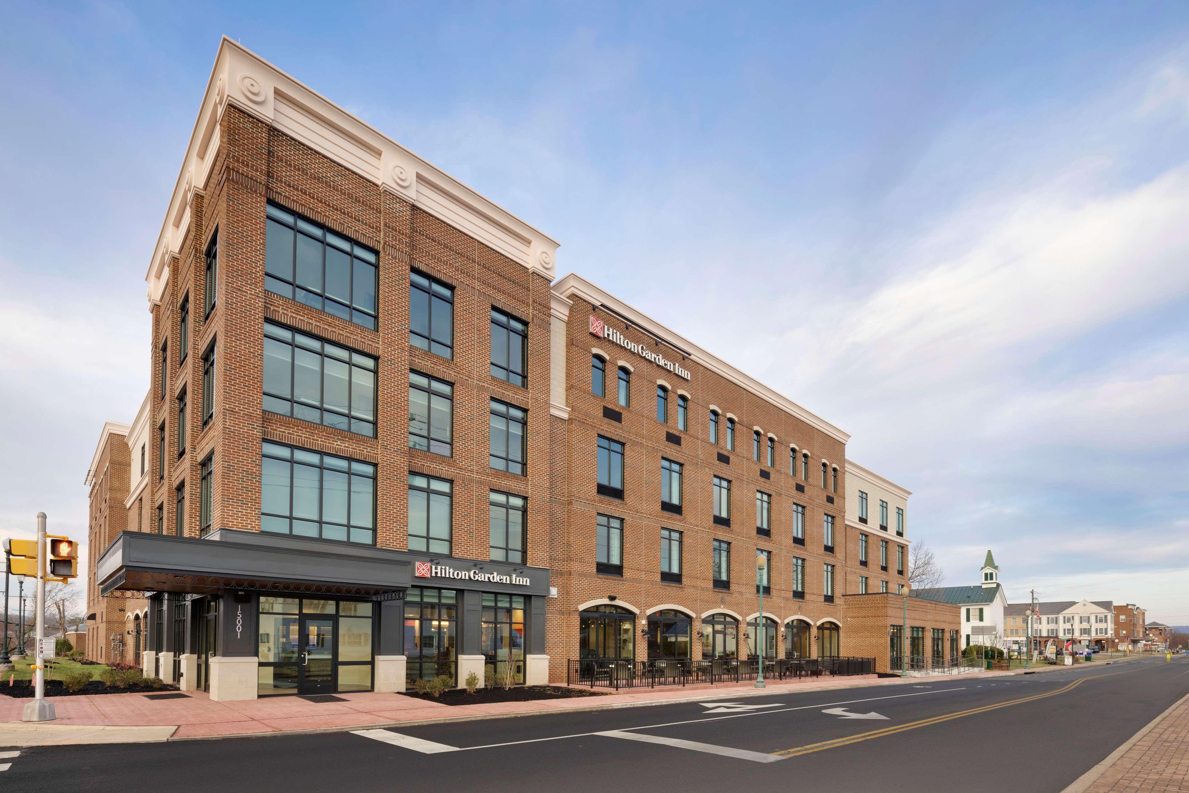 Hilton Garden Inn Haymarket ภายนอก รูปภาพ