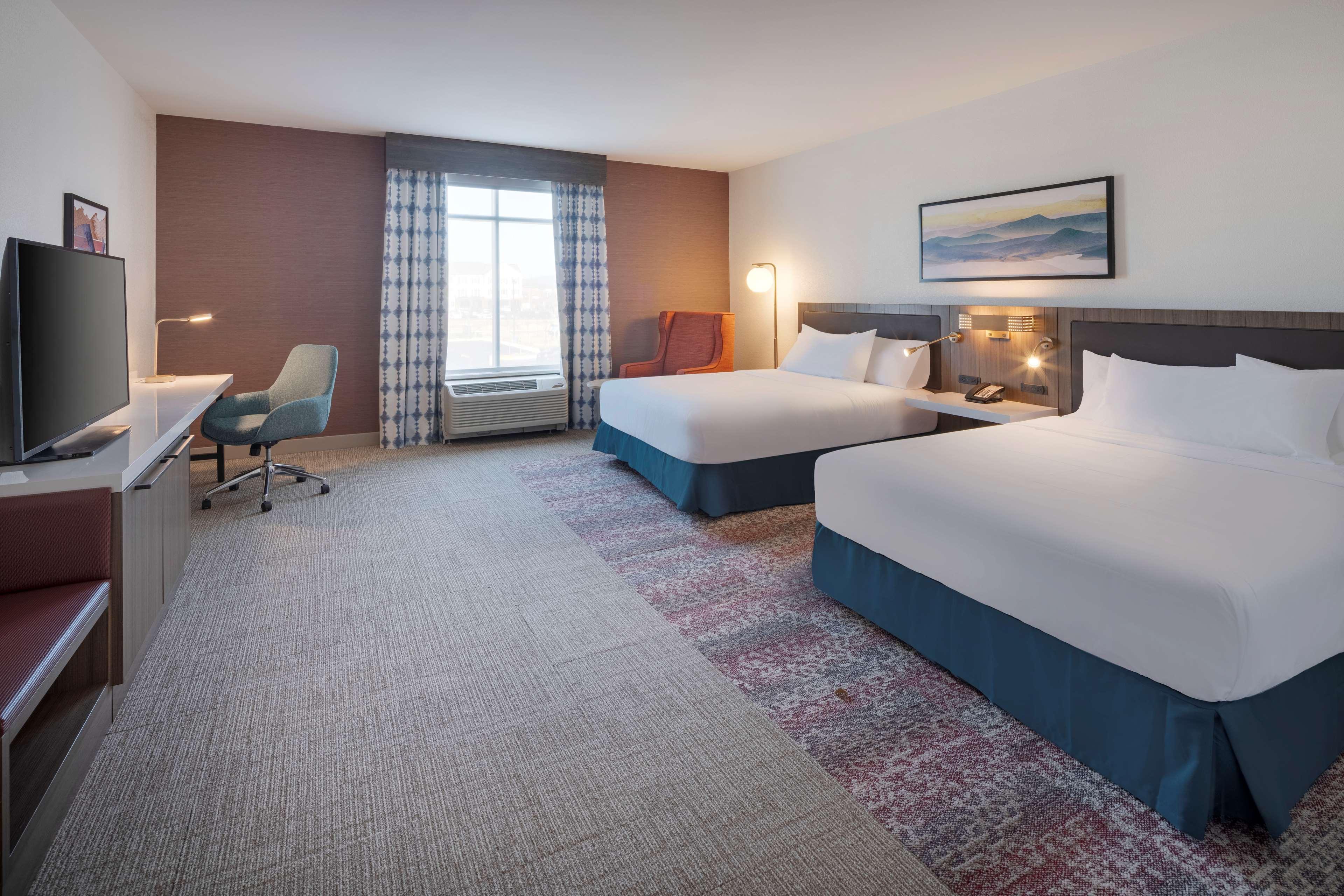 Hilton Garden Inn Haymarket ภายนอก รูปภาพ
