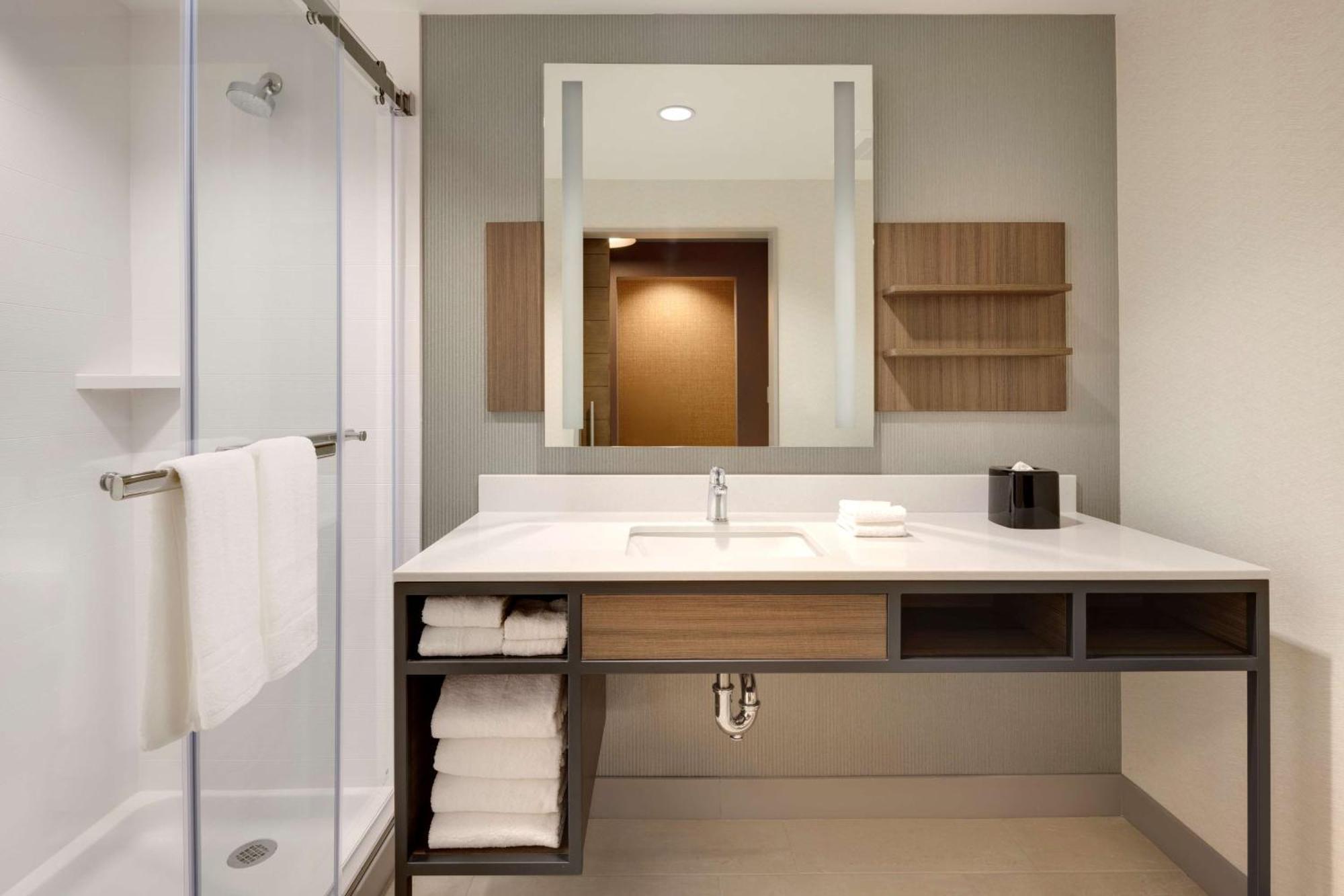 Hilton Garden Inn Haymarket ภายนอก รูปภาพ