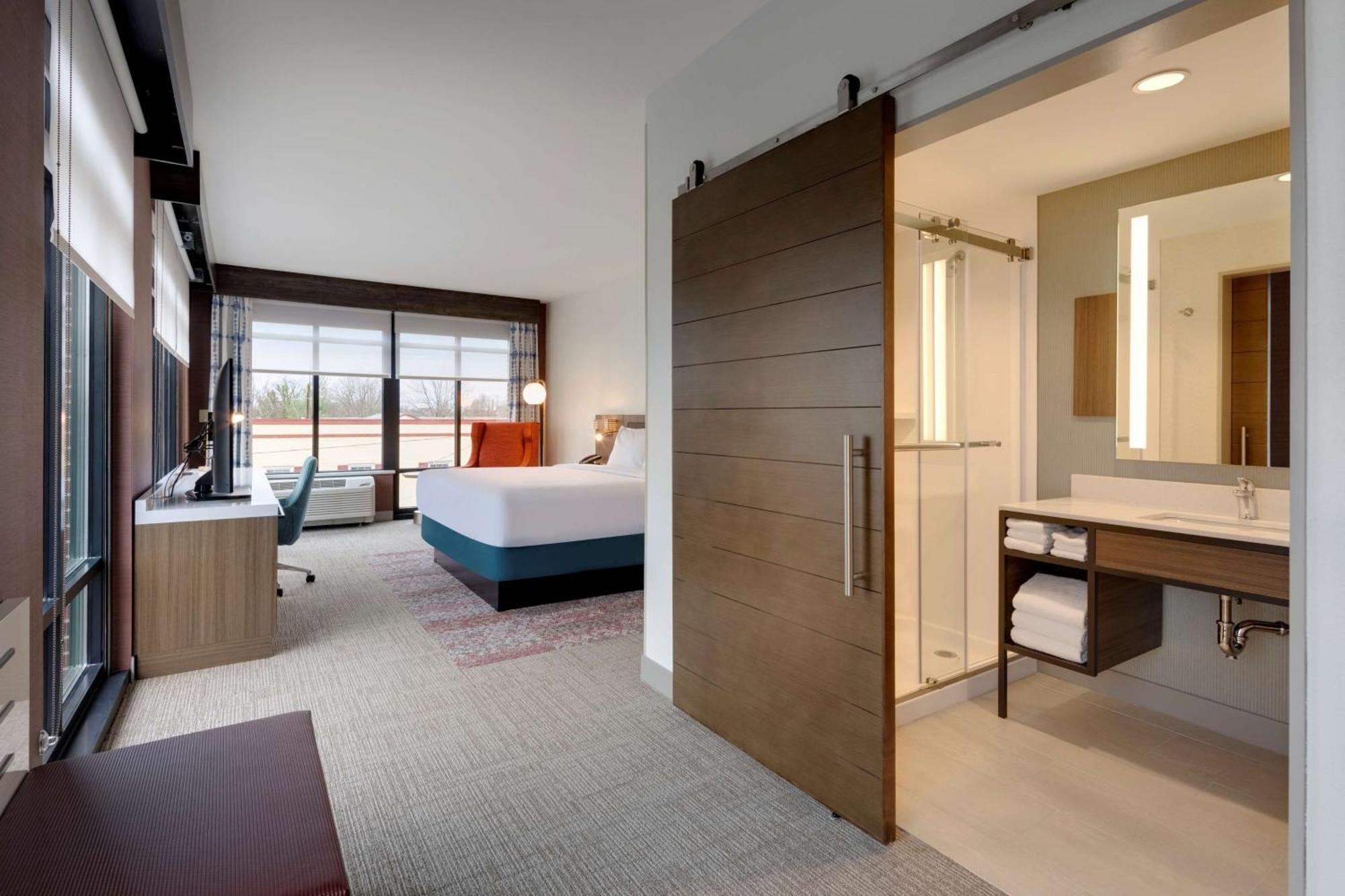 Hilton Garden Inn Haymarket ภายนอก รูปภาพ